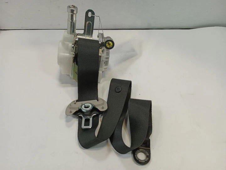 2013-2018 Toyota RAV4 Front Left Driver Seat Belt Assembly Retractor Black OEM Foto 3 de 4