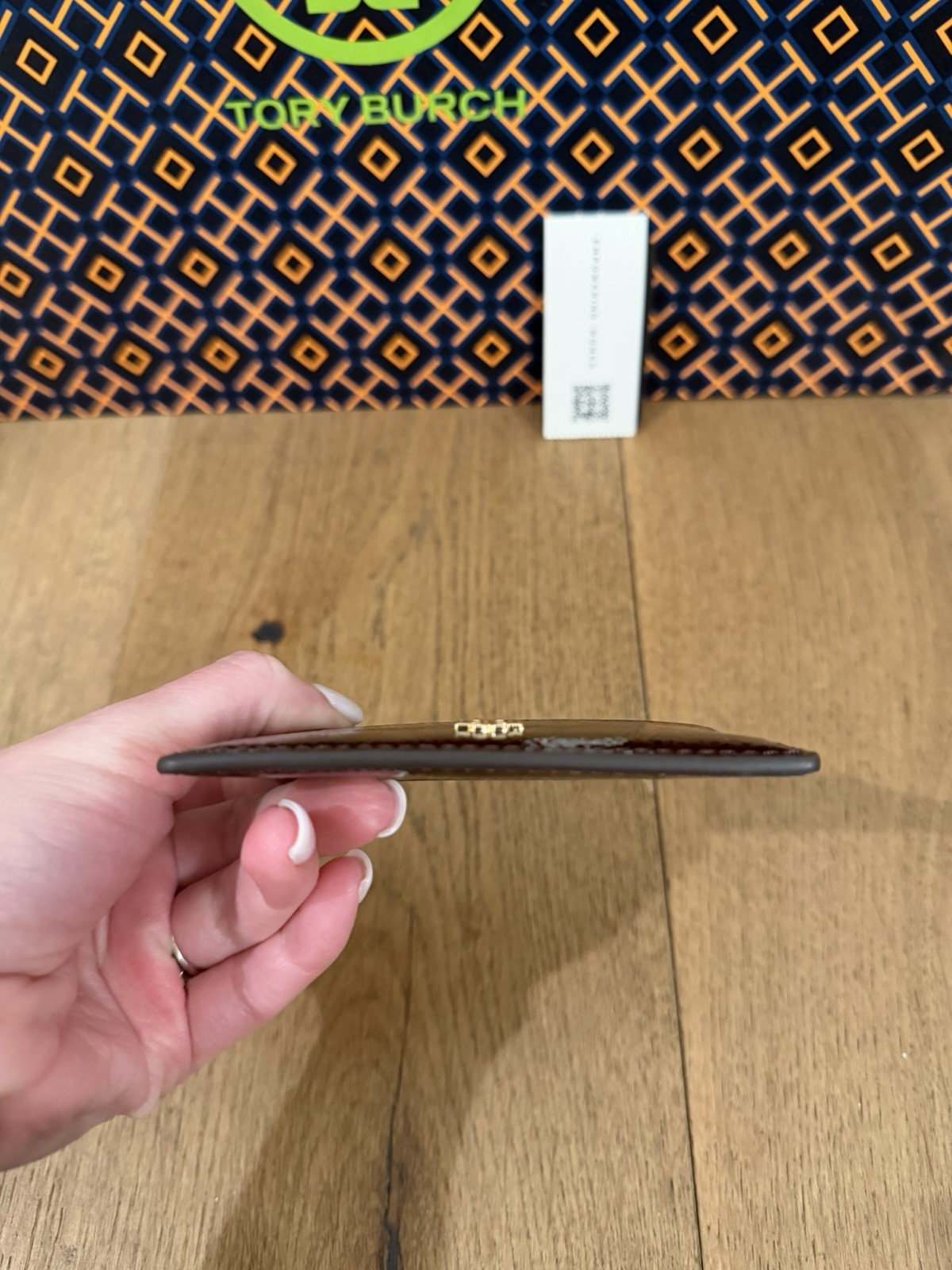 Tory Burch Emerson Crinkle Slim Card Case Agnello Gold Burgendy Wine thumbnail 6