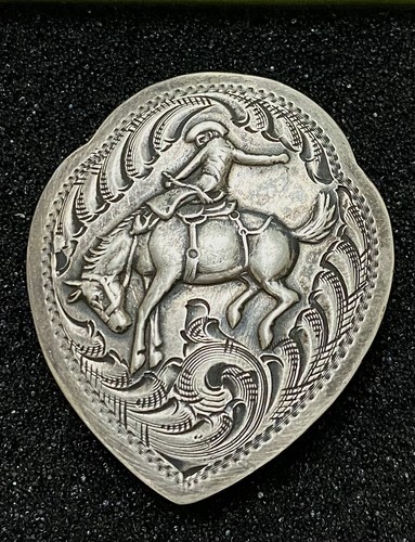 Amazing Sterling Silver Bucking Horse Vintage Pin Brooch Western Rodeo Concho
