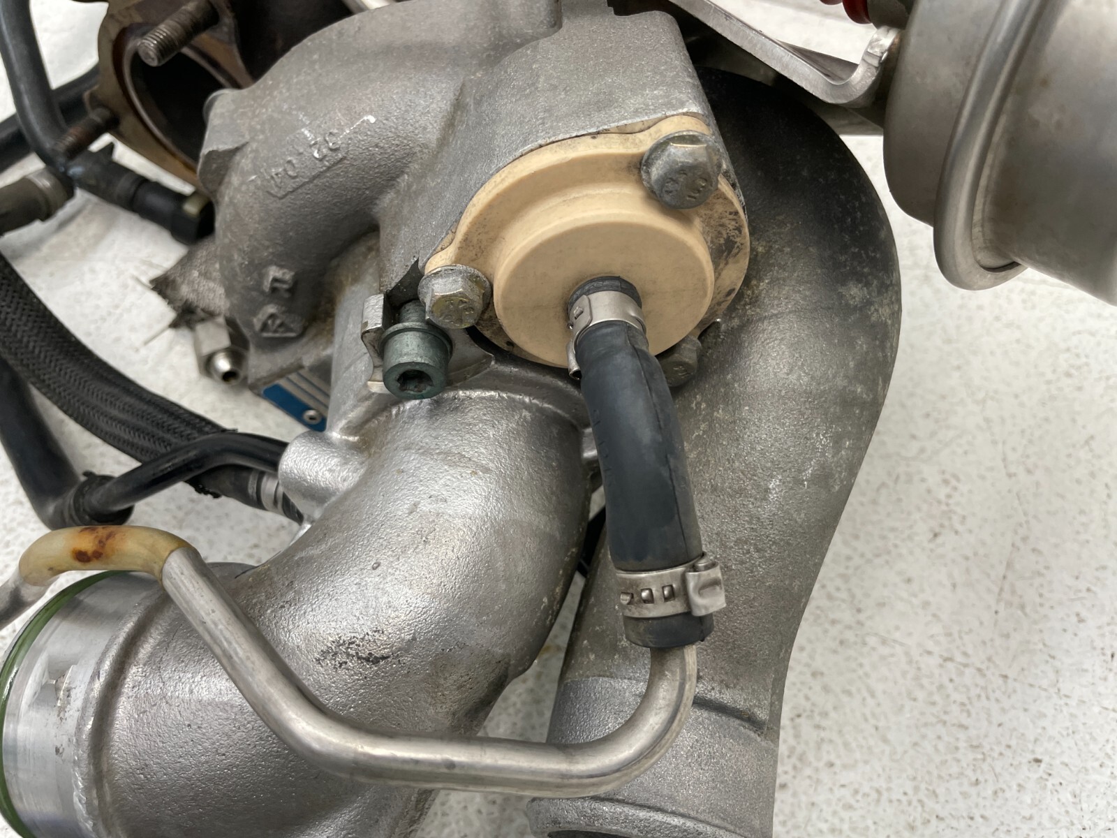 2003-2007 Bentley Continental GT Right Turbo Turbocharger 6.0L 1577 OEM