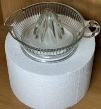 Vintage Citrus Juicer Heavy Glass Reamer Squeezer Handle Spout Orange Lemon Lime