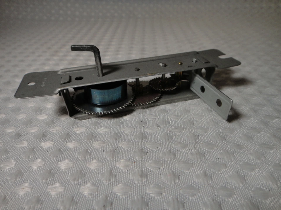 1975 Milton Bradley Numbers Up Board Game Replacement Timer Mechanism Part - Image 4 of 4