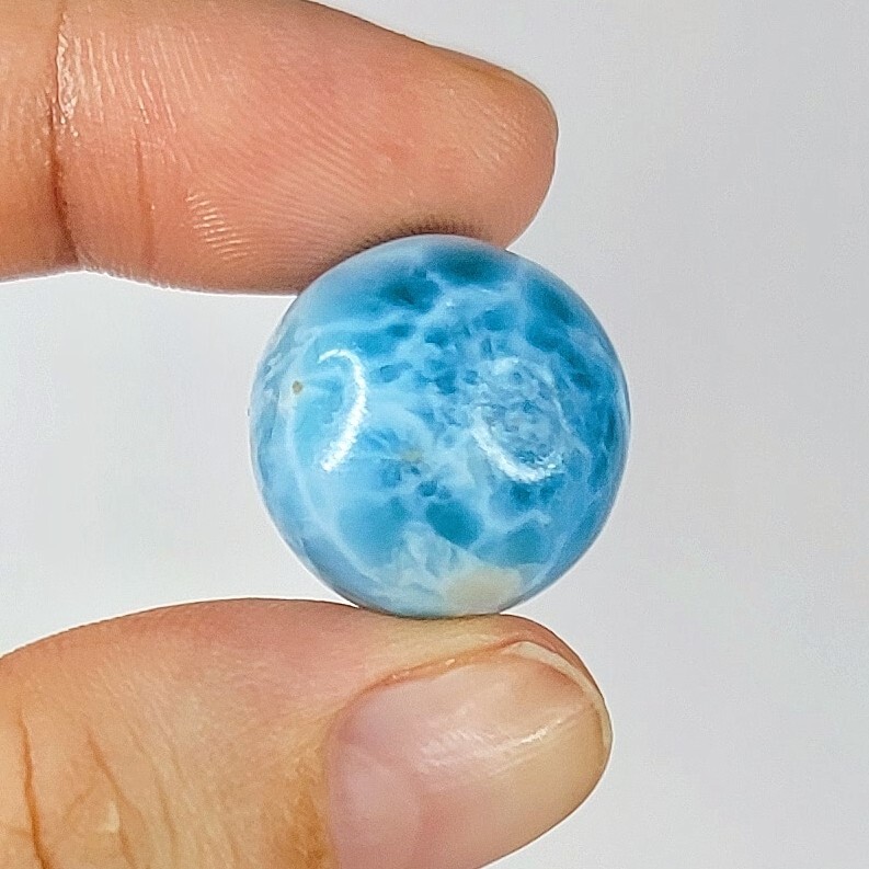 9G SMALL SUPER BLUE LARIMAR SPHERE GENUINE & NATURAL STONE QUARTZ