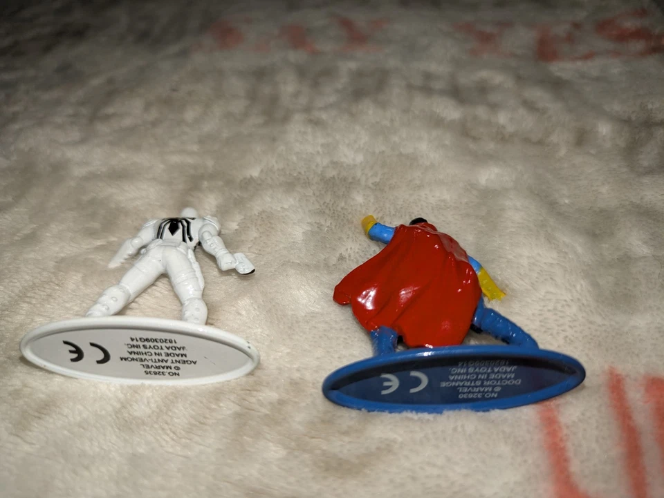 Jada Marvel Nano Metalfigs Mini-Figures Die-Cast Metal - Lot of 2 Figures - Image 3 of 3