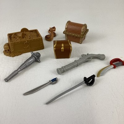 Disney Pirates Of The Caribbean Treasure Chest Snake Weapons Lot Zizzle Vintage