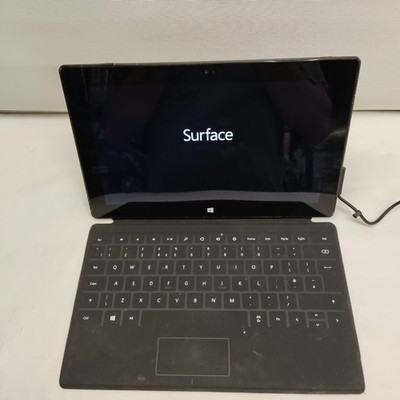 MICROSOFT SURFACE 1516 SURFACE RT TABLET COMPUTER + TASTATUR FÜR TEILE