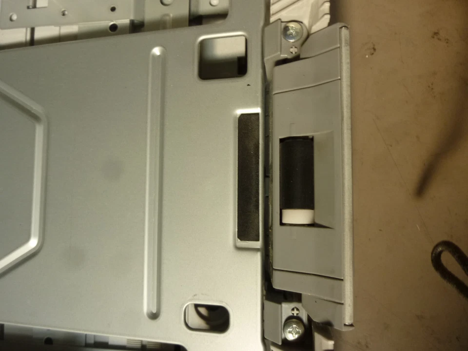 Used Good Condition HP LaserJet CM3530MFP Paper Tray (RM1-4962) - Image 3 of 4