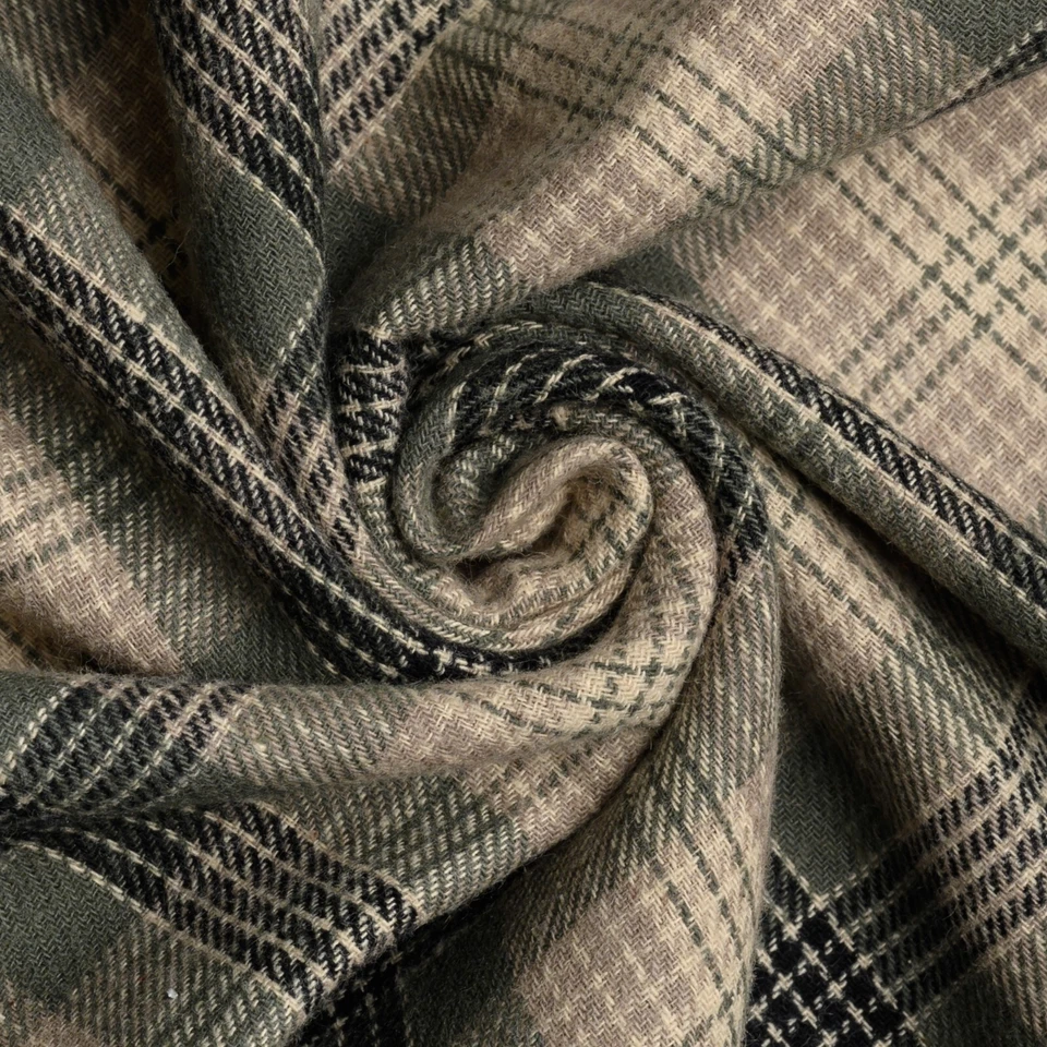 Tela de franela de algodón a cuadros tartán tostado y oliva - 60" de ancho - Se vende por yarda Foto 2 de 4