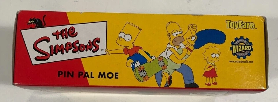 The Simpsons PIN PAL MOE Toyfare (Wizard) Exclusive Wizard Playmates 2001 - Imagem 4 de 4