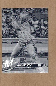 hernan-perez-milwaukee-brewers-455-2018-topps-black-white-negative-card