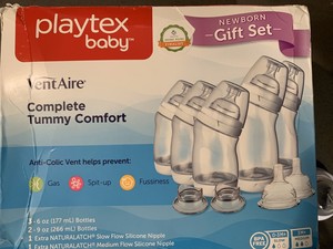 playtex baby newborn gift set