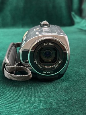 Sony Handycam DCR-SR52E Digital HD Video Camera Recorder