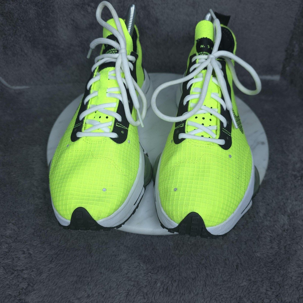 NIKE シューズ Nike Air Zoom Type Volt Shoes Mens Size 7 Yellow Low Top Sneakers
