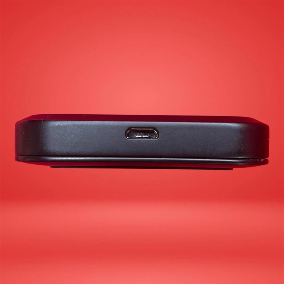 Punto de acceso móvil Franklin T9 4G LTE Wi-Fi para dispositivo portátil T-Mobile Foto 3 de 4