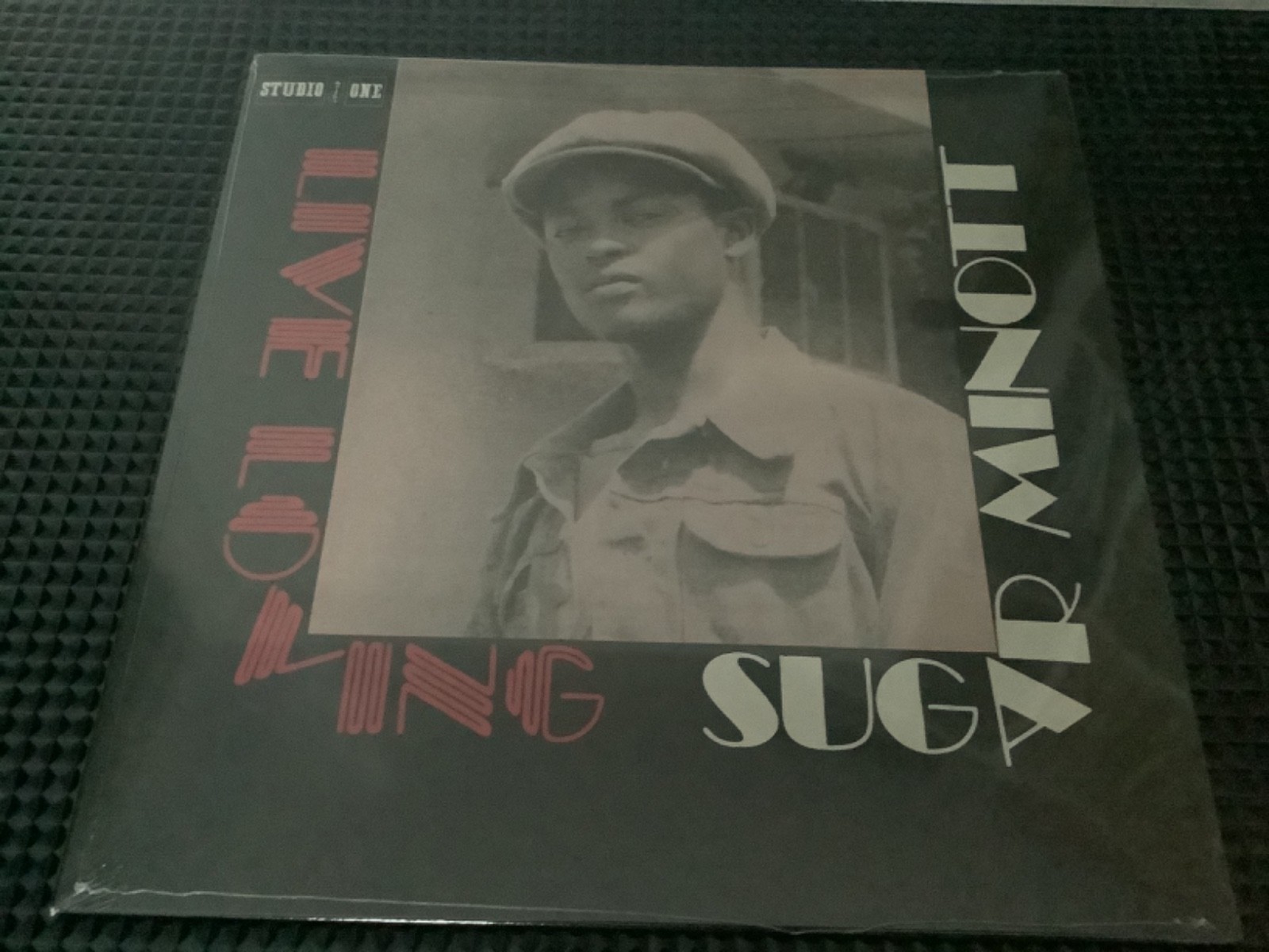 Sugar Minott , Live Loving , Studio 1  Label.