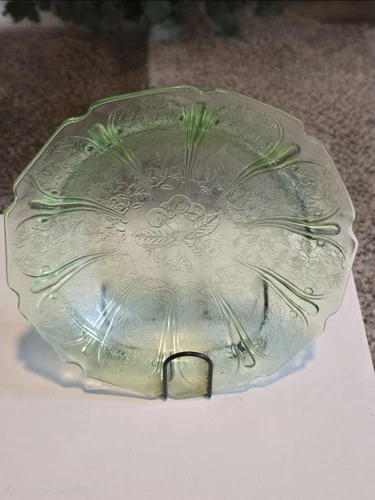 Jeannette Depression Glass Cherry Blossom Green Flat Soup Bowl 8"Uranium Glass