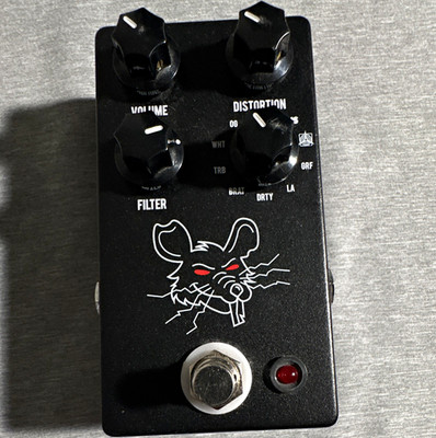 JHS Pedals PackRat Analog Distortion Effects Pedal for Electric Guitar