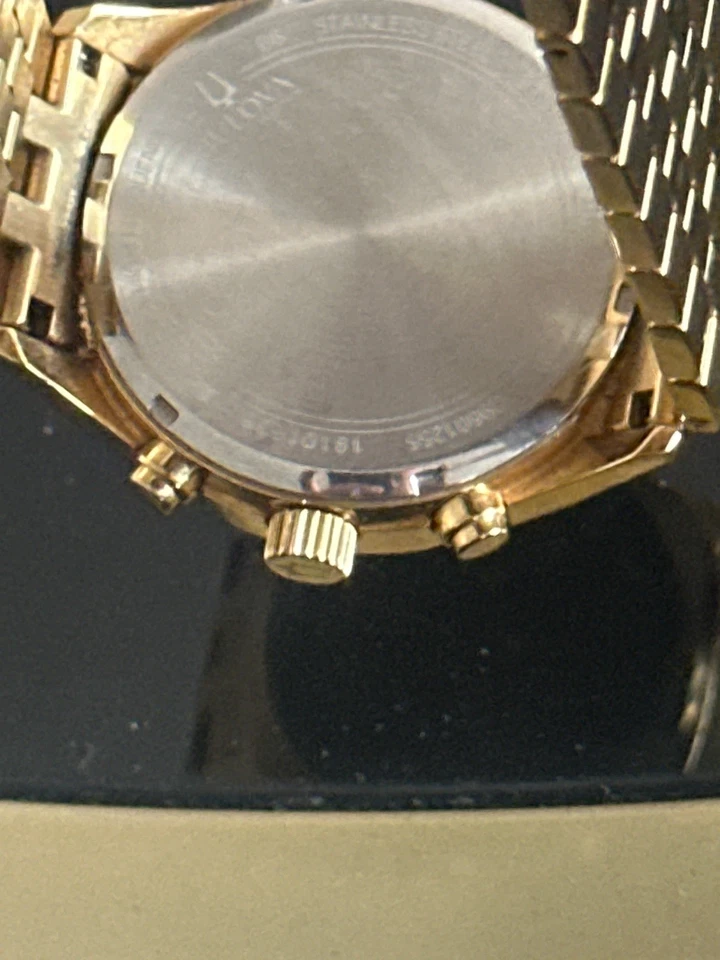 Bulova 98B135 Reloj Hombre Cronógrafo Tono Dorado Acero Inoxidable Cuarzo Fecha Foto 2 de 4