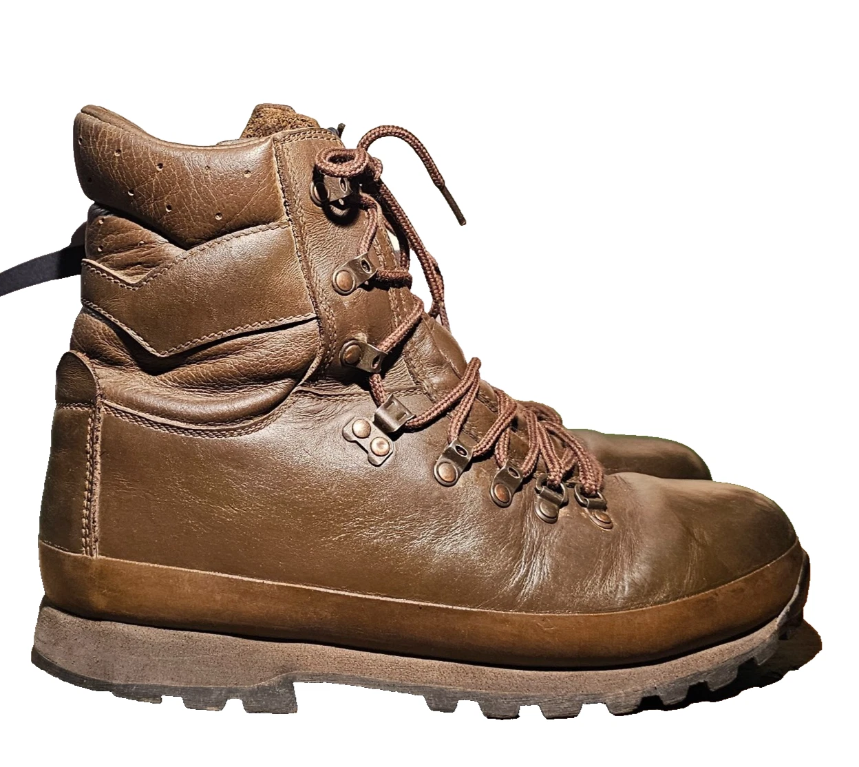 Altberg Defender lightweight Hiking, Fishing, Walking, any activity Boots UK 9 M