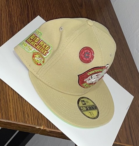 Capanova x New Era Cincinnati Reds Ghostbusters Glow In The Dark Size 7 5/8 New - Picture 2 of 4