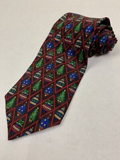 Hallmark Holiday Traditions Mens Christmas Trees  Ornaments Necktie