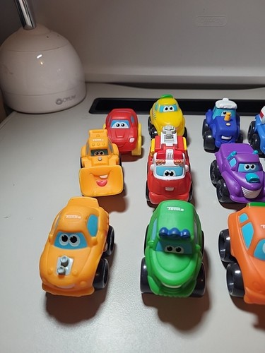 18 LIl’ Chuck & Friends Race Cars Tonka 2002 Hasbro Ages 3+ - Picture 2 of 4