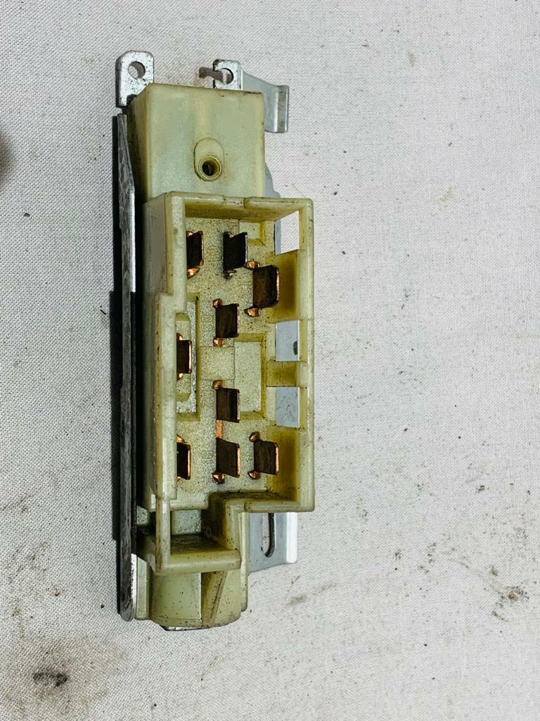 ★silverado chevrolet ★Switch  本体ジャンク品 99-02 Silverado Sierra Power Window Switch Set Driver +