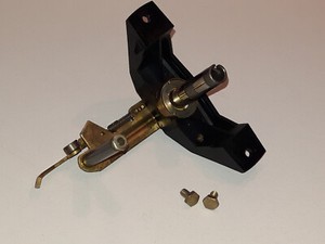 Bauteil für Tellerachse aus Dual Type 1237 G - Plattenspieler Ersatzteil