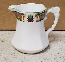 VINTAGE D.P.S. BONE CHINA CREAMER-MADE IN ENGLAND 3 IN. (BX 14)