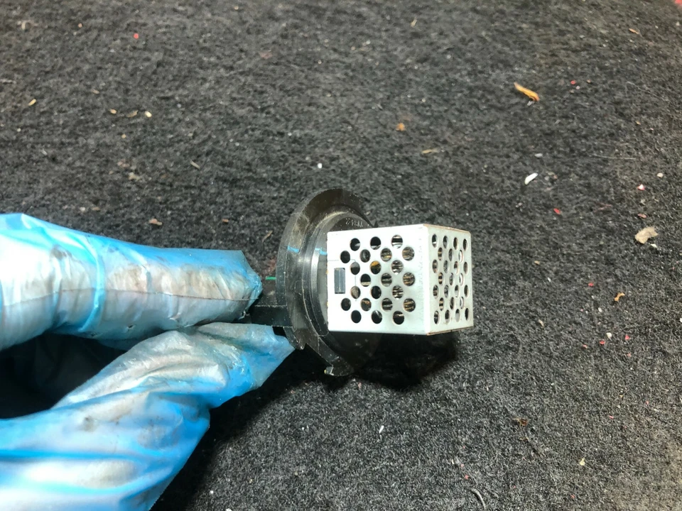 SMART FORTWO 2003 2 PUERTAS 0,6 GASOLINA CALENTADOR AUTOMÁTICO VENTILADOR RESISTENTE  Foto 2 de 3