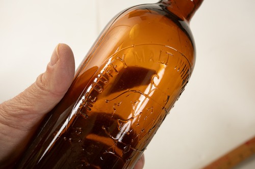 Duffy Malt Whiskey Bottle (R3R-44) Amber Liquor Bottle (JSF6) Company 1886 Base - Picture 7 of 10