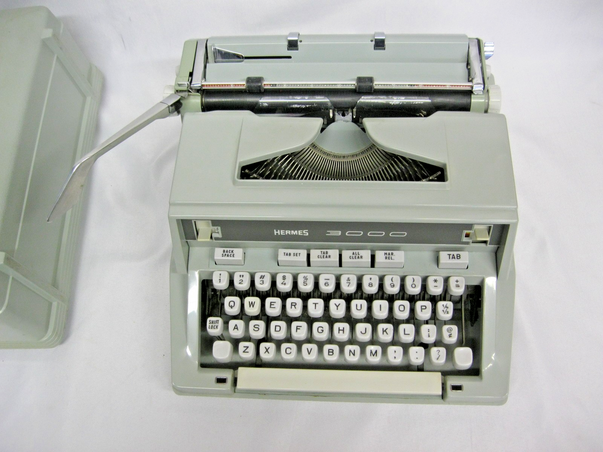 タイプライター　HERMES3000 HERMES 3000 中古タイプライター｜タイプライター専門店の尾河商会