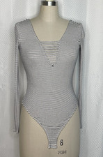 AMUSE SOCIETY WOMEN'S BODYSUIT V NECK L/S STRIPE BLACK WHITE SIZE CHEST 14" S