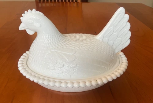 Vintage Large Indiana Glass Hen On Nest Milk Glass Chicken Covered Candy Dish