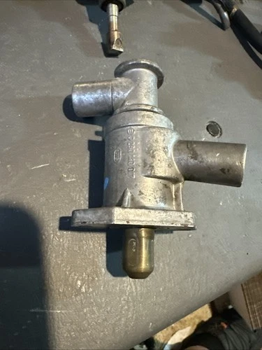 MERCEDES R107 450SL 450SLC AUXILIARY AIR SLIDE IDLE VALVE 0 280 140 017 D-JET