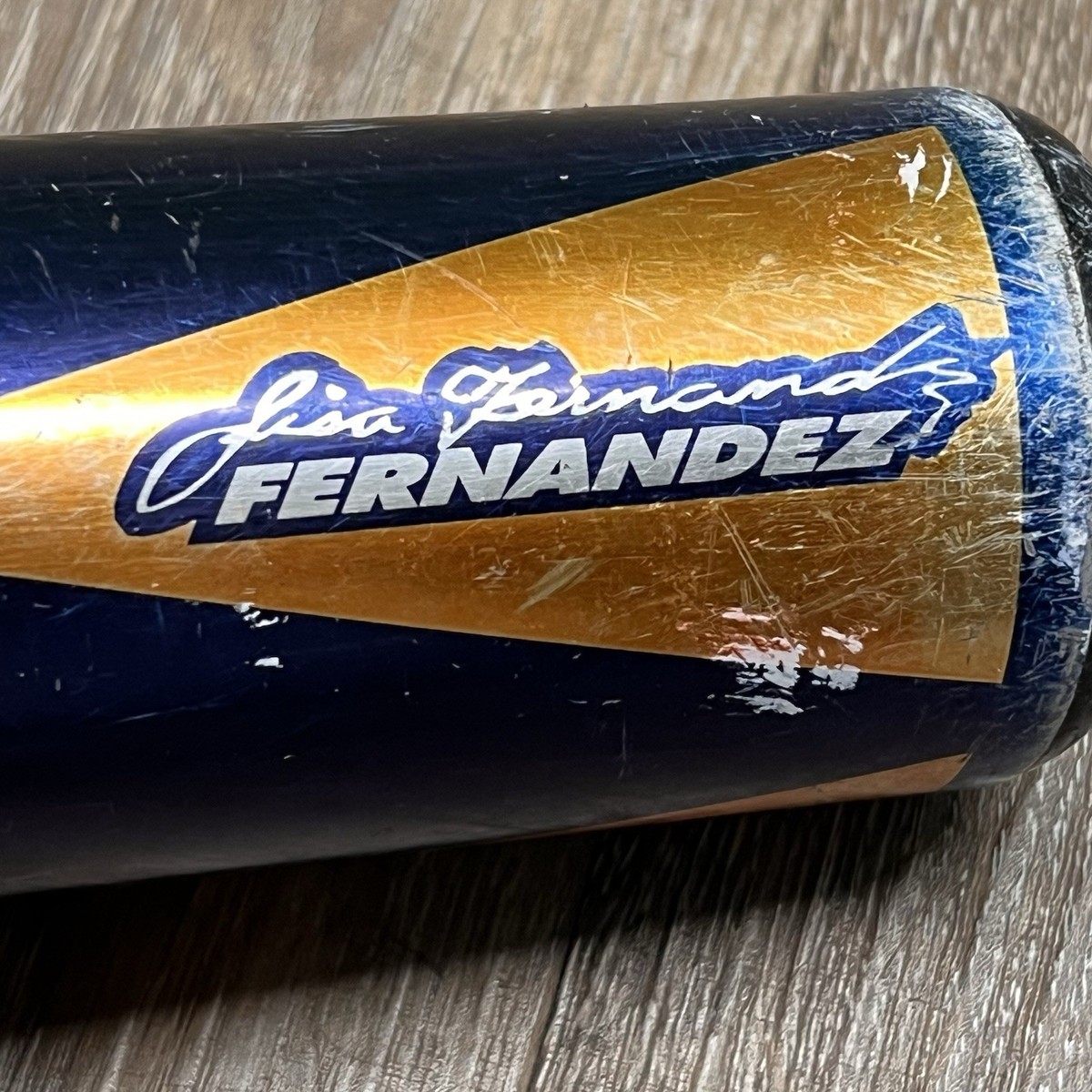 Batte Softball Louisville Slugger Air Attack 2 TPS – 34" 24 Oz – Lisa Fernandez