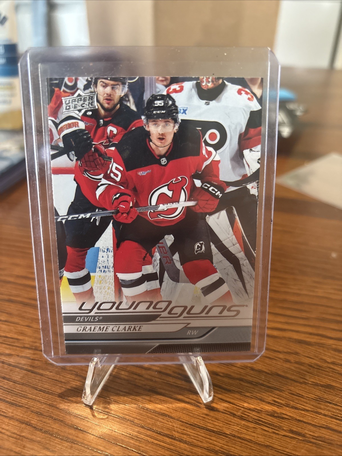 2024-25 Upper Deck Series 1 - Young Guns Graeme Clarke #224 (RC)