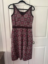Loft Pink Floral Sheath Dress in Size 6