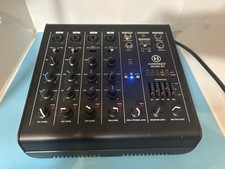 Harbinger M200-BT Portable PA Amp. Lights Up With Broken Latch. As Is, Read