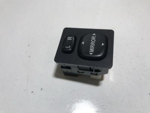 Toyota Corolla Verso 2006 Wing mirror control switch (Exterior Mir #547610-47