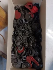 New Stemco Hubcap Assortment of Small Grease Plugs