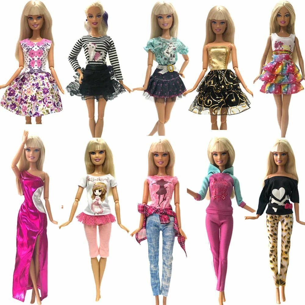 Barbie dolls. Gift boxes and bags set. LV