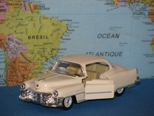 1/43 KINSMART 1953 CADILLAC SERIES 62 KT5339 BRAND NEW RARE