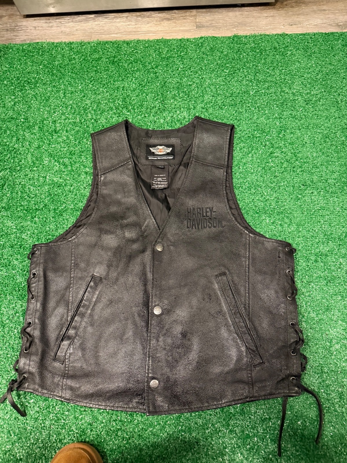 Used Harley Davidson Leather Vest Mens L Black Traditional Side Lace 98007-11VM