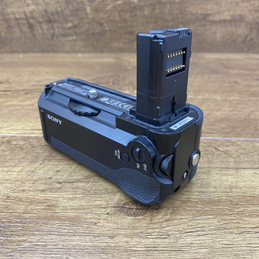 Sony  Vertical Grip Vg-C1Em G-1055