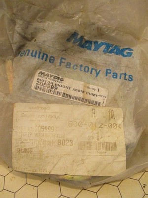 1 OEM Maytag Washer Motor Mount Upper & Lower 205999  Old Stock No Springs