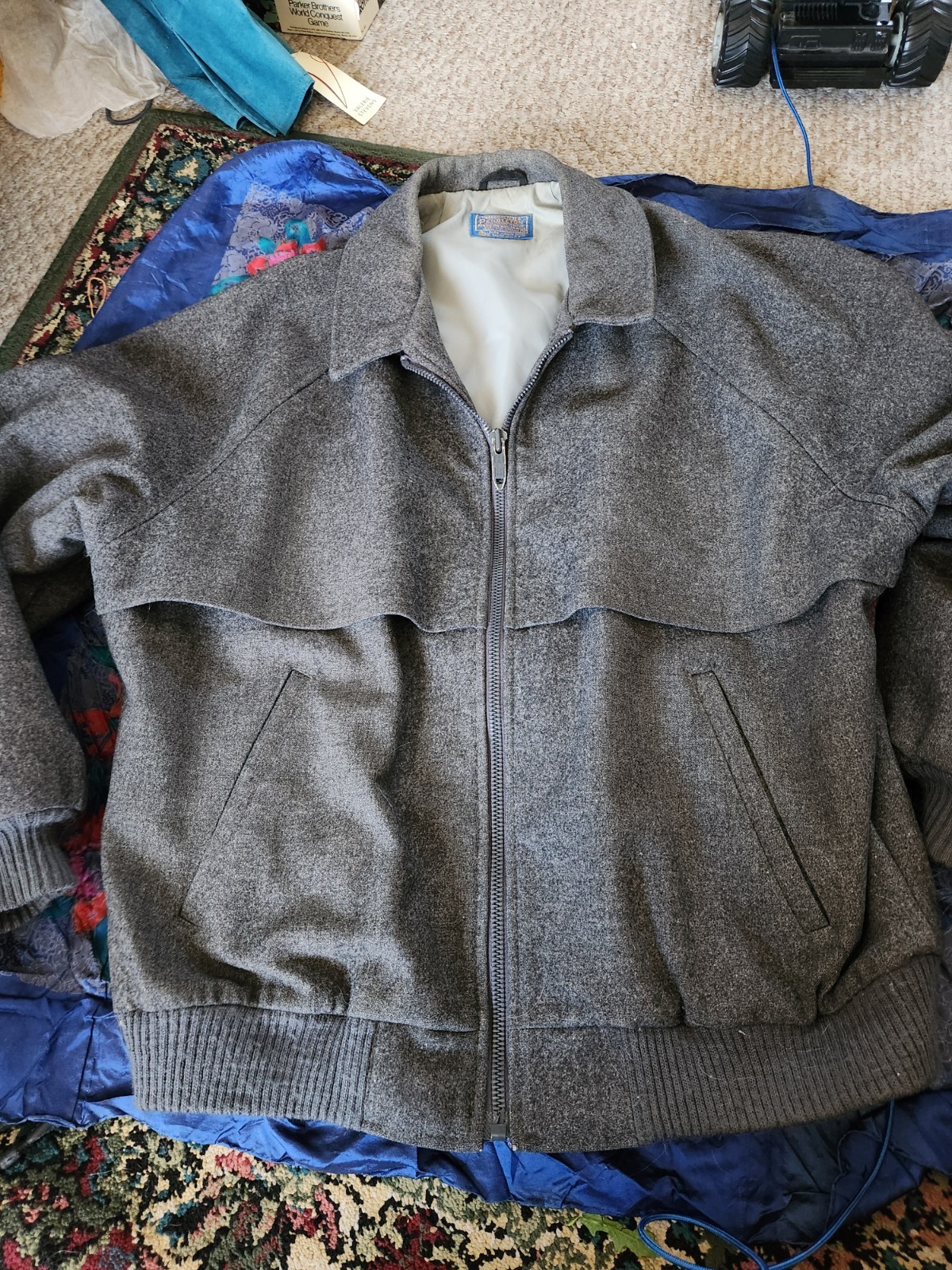 Gray PENDLETON Medium M Pure Virgin Wool PORTLAND… - image 17