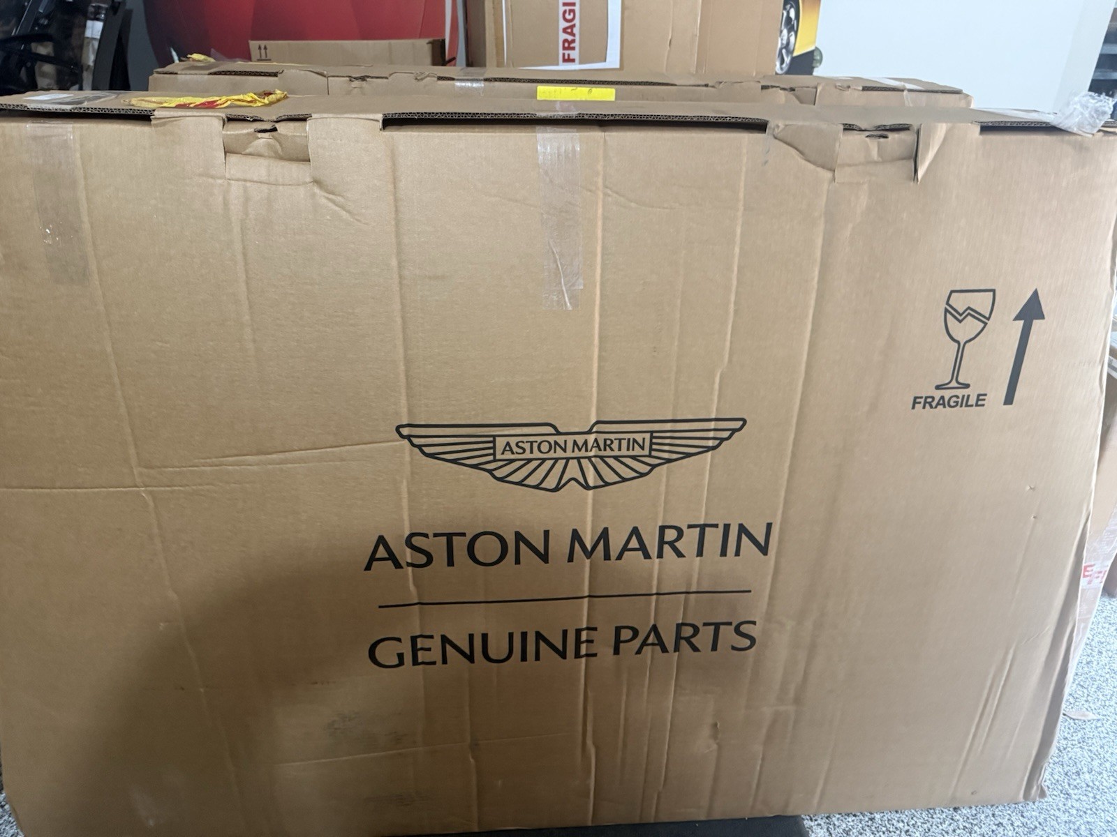 New Genuine Aston Martin DBX OEM Front Windshield MY83-03804-AA