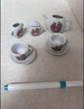 1:12 Porcelain Painted White Floral Tea Coffee Set 6pc Teapot Cups Saucers