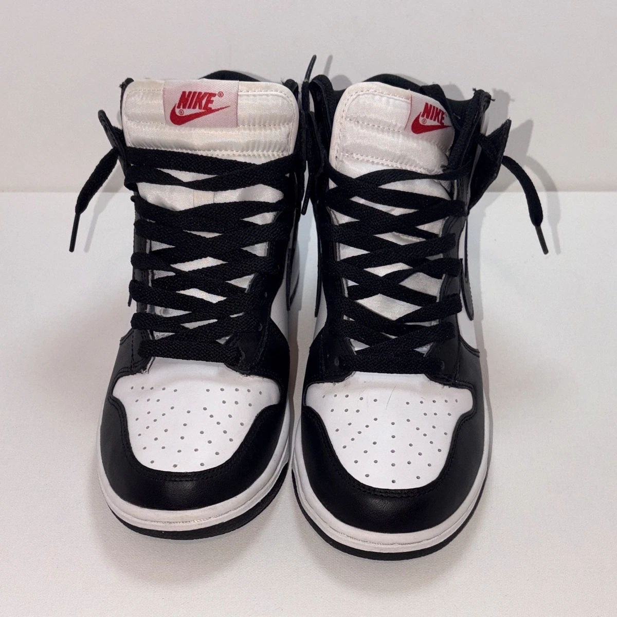 Preços baixos em Nike Dunk High Black White W | eBay